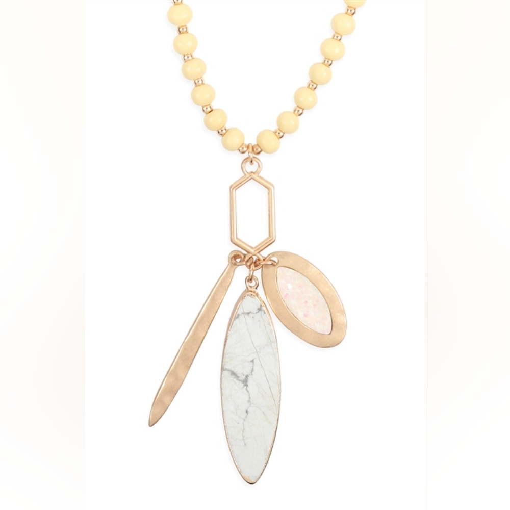 NATURAL STONE CHARM NECKLACE-HOWLITE